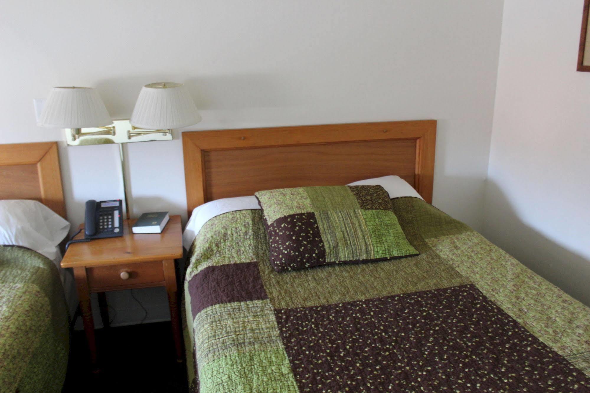 Casselman Inn Grantsville Bagian luar foto