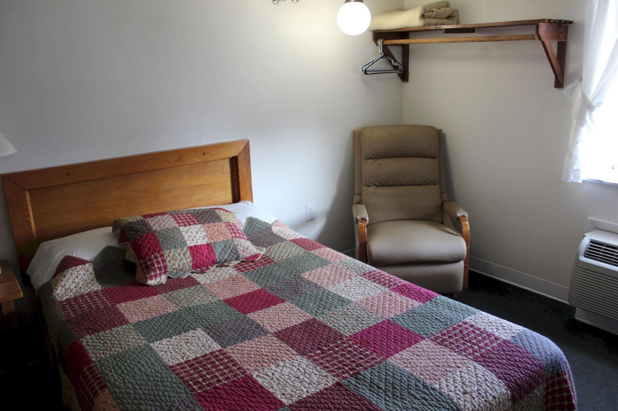 Casselman Inn Grantsville Bagian luar foto