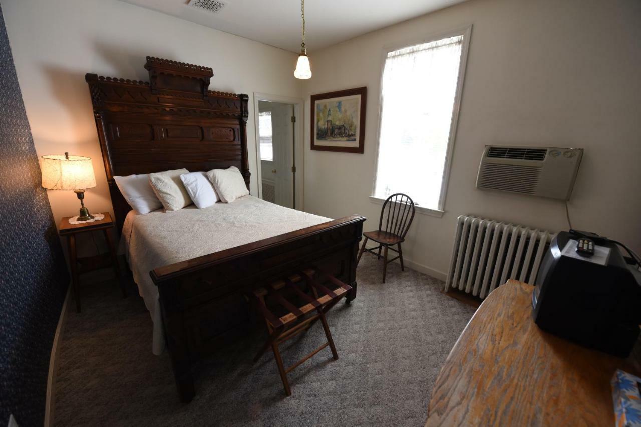 Casselman Inn Grantsville Bagian luar foto